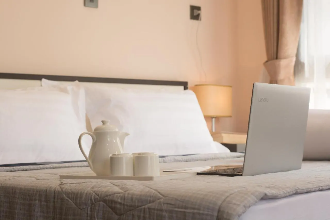 Rose Villa Hotel & Service Apartment
